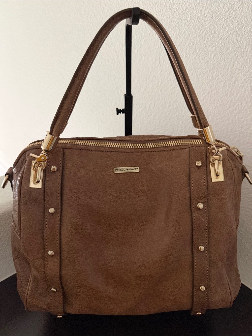 Rebecca Minkoff Brown Leather Cupid Satchel with Gold Hardware. - Picture 2 of 14